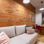 Comfy Modern Apart In Old Town Parking By Hoomvi