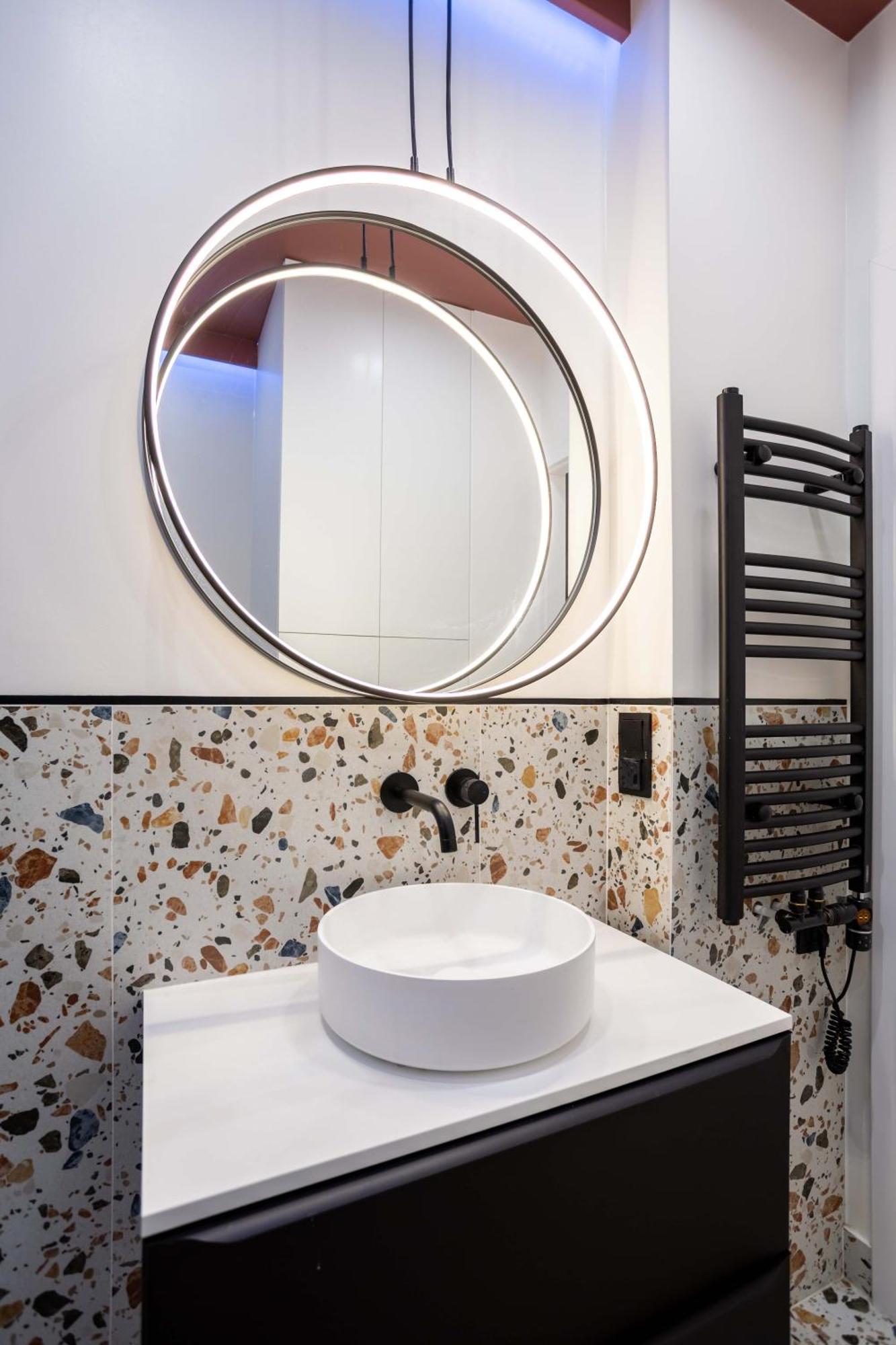 Apartament Comfy Modern In Old Town Parking By Hoomvi