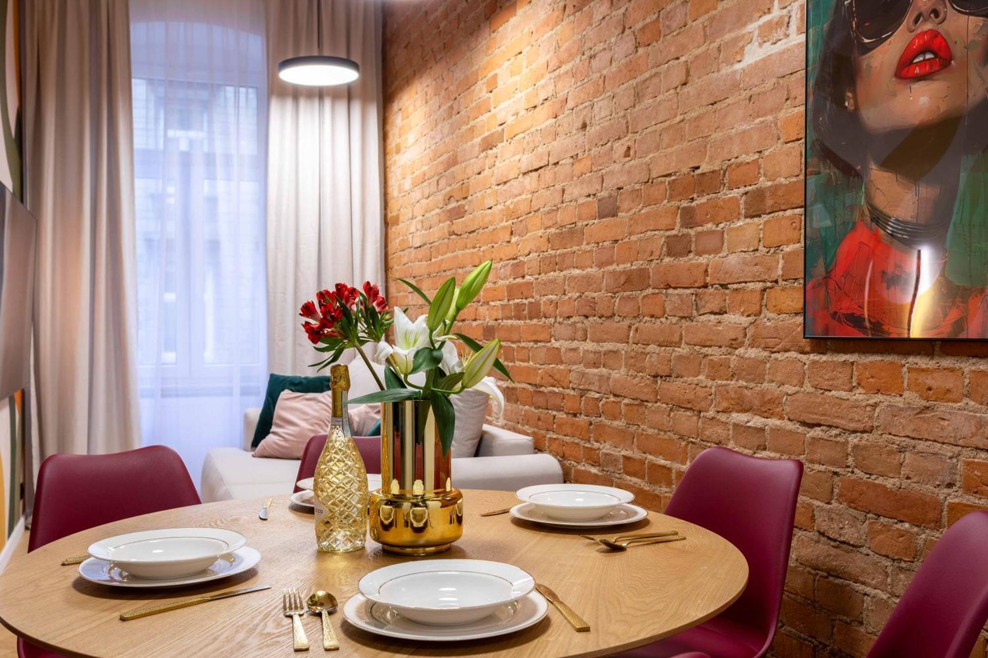 Apartament Comfy Modern In Old Town Parking By Hoomvi Wrocław
